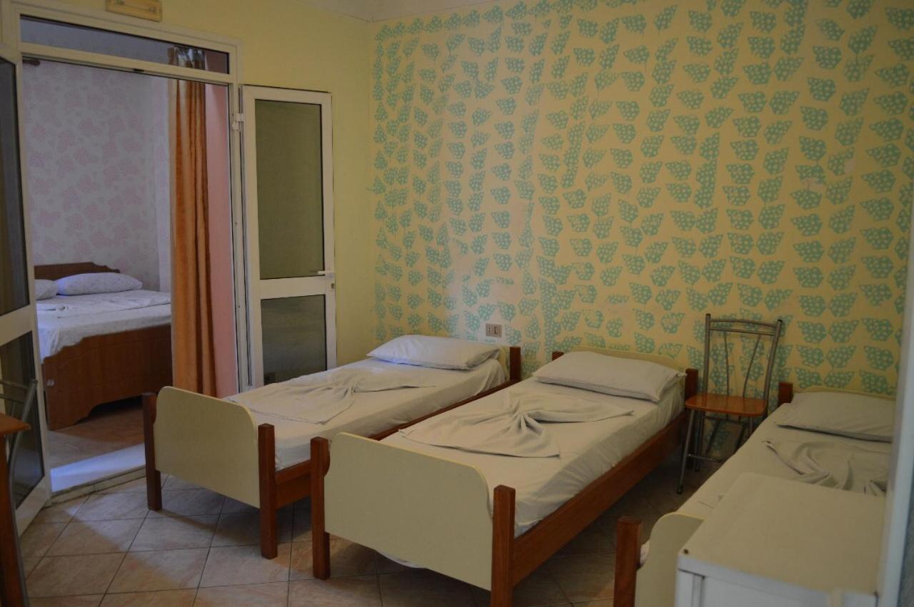 Hotel Ridal Vlorë Exteriér fotografie